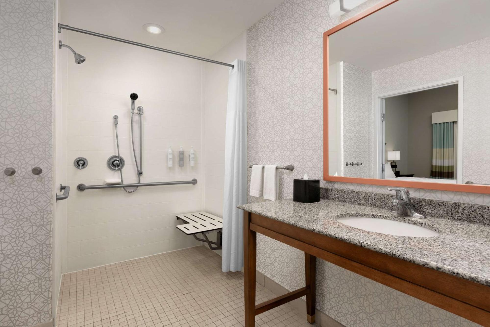 Hampton Inn & Suites Huntsville Research Park Area Exteriér fotografie