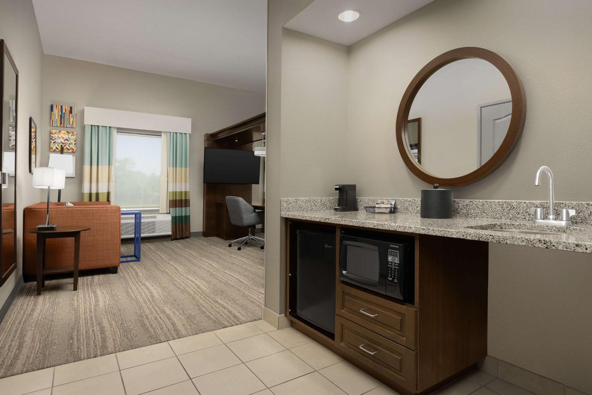 Hampton Inn & Suites Huntsville Research Park Area Exteriér fotografie