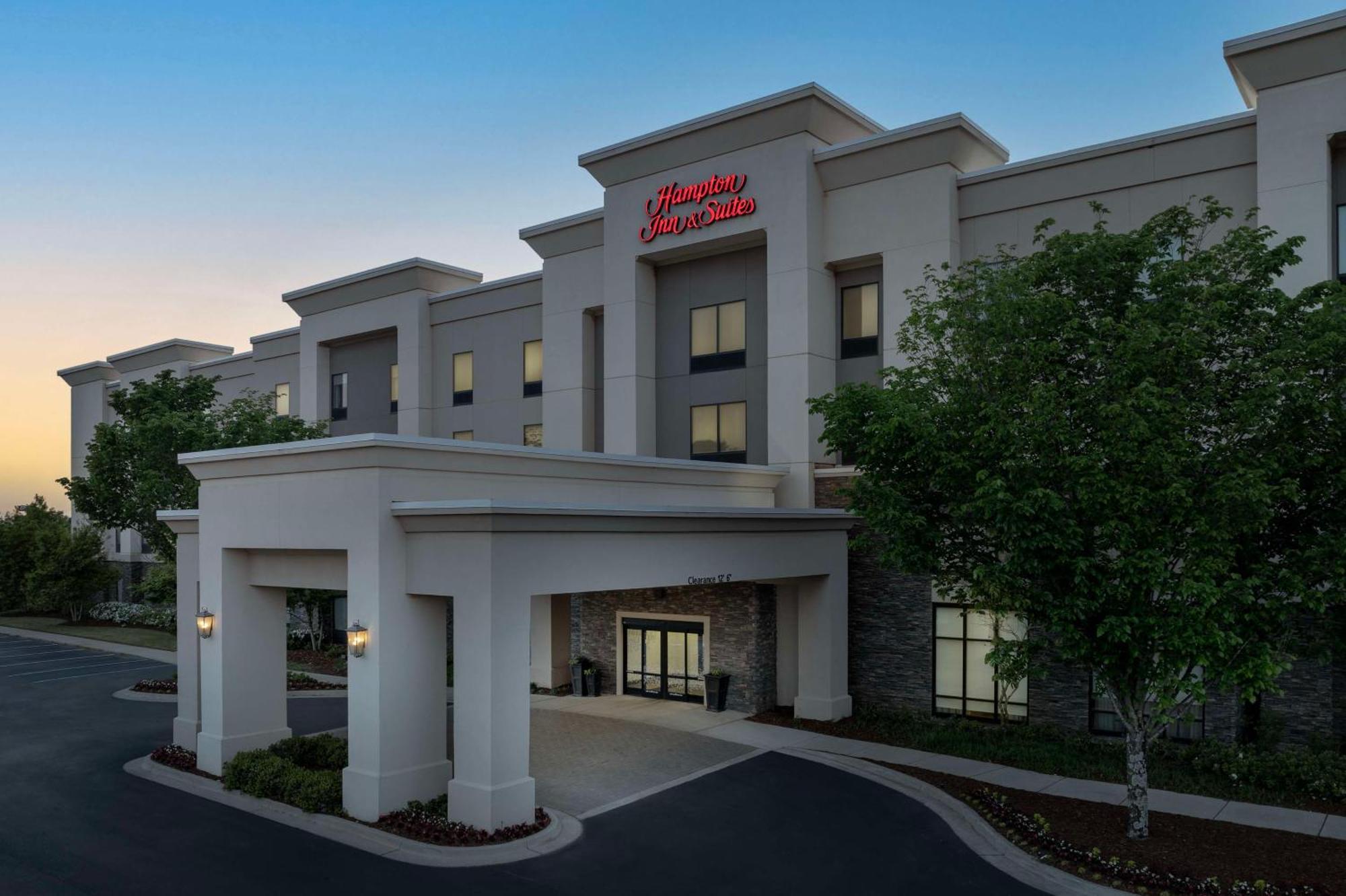 Hampton Inn & Suites Huntsville Research Park Area Exteriér fotografie